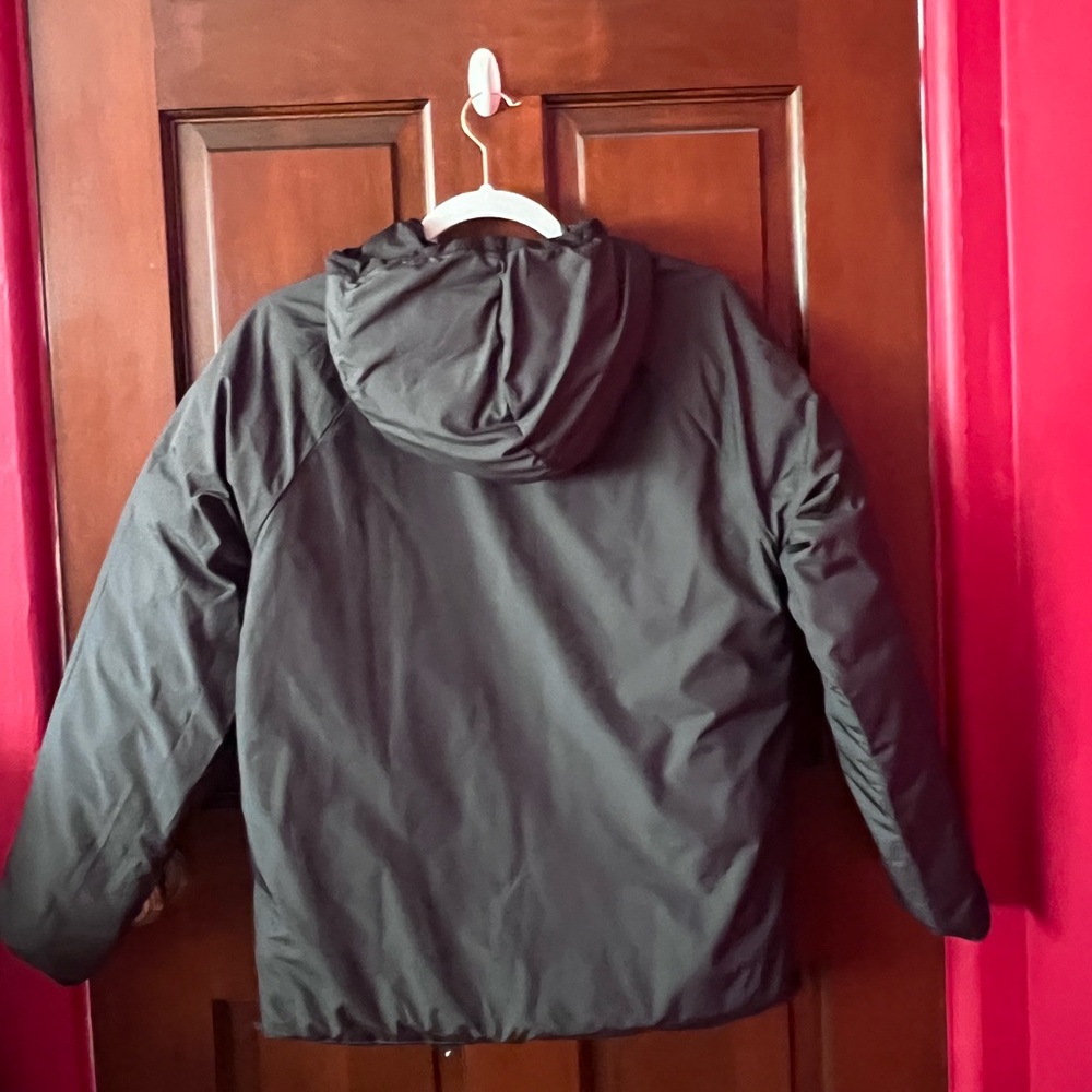 The North Face Quilted Black reversible Jacket - Picture 5 of 6